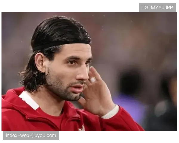 利物浦主场1-2负曼城 索博斯洛伊红牌取消进球引爆争议